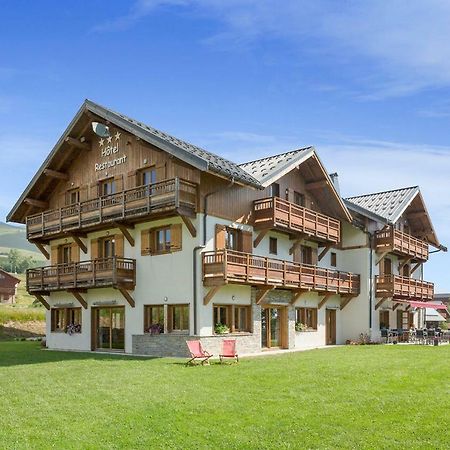 Chalet-Hôtel Le Beausoleil, The Originals Relais  Fontcouverte-la-Toussuire Exterior foto